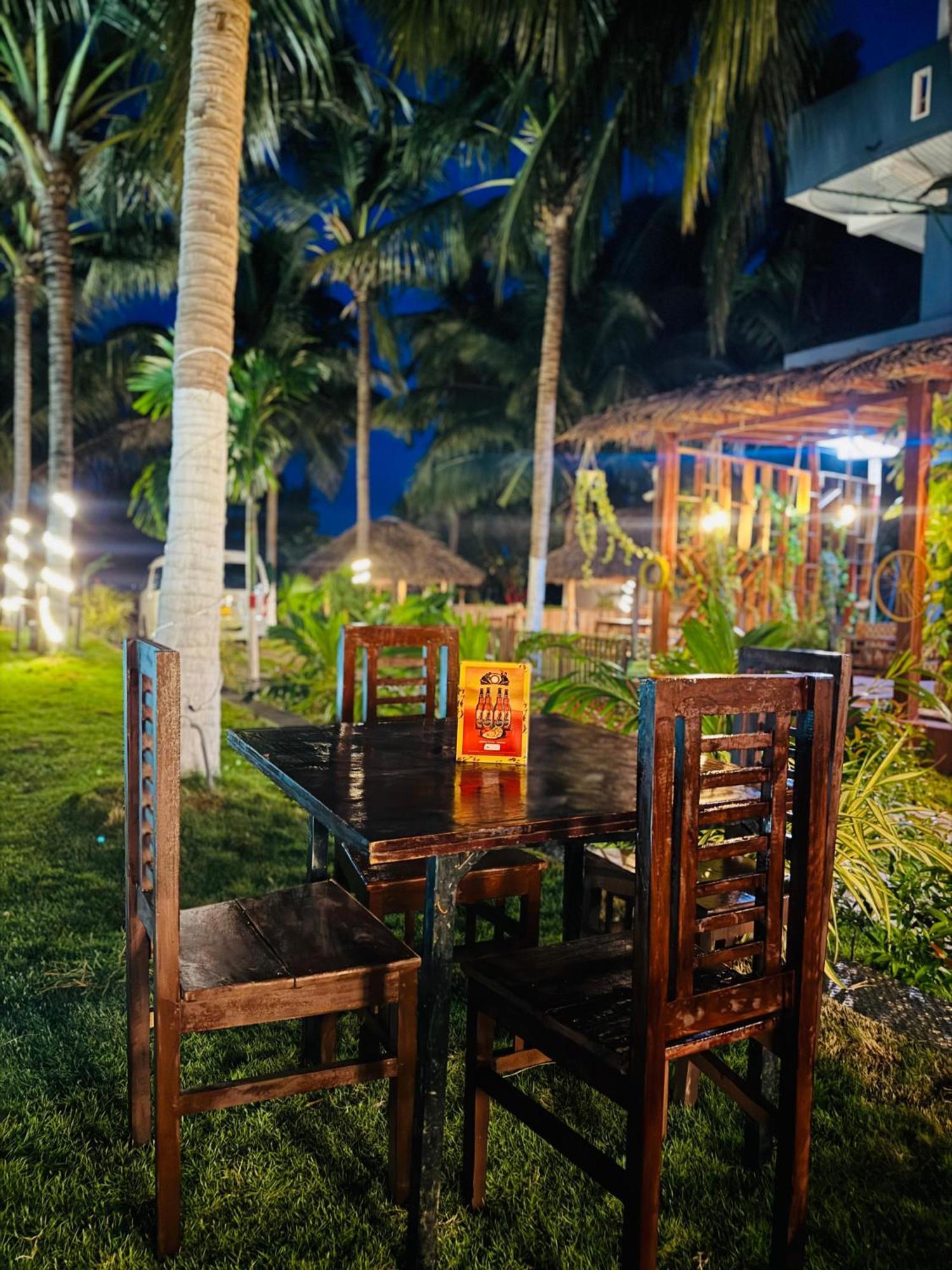 Nilaveli Hybrid Holiday Hotel Buitenkant foto